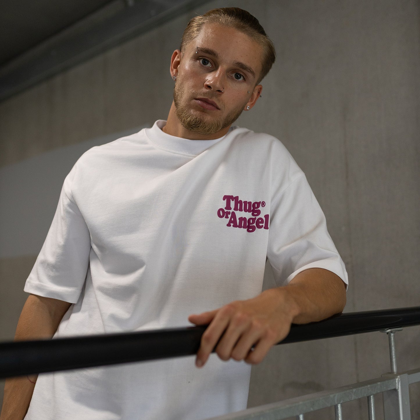 Cooper T-Shirt - White/Sparkling Grape